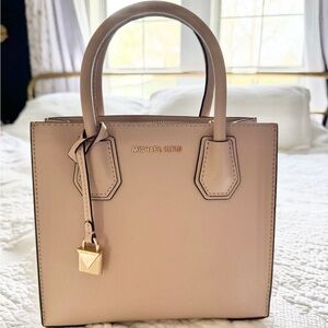 MICHAEL KORS small purse in light pink